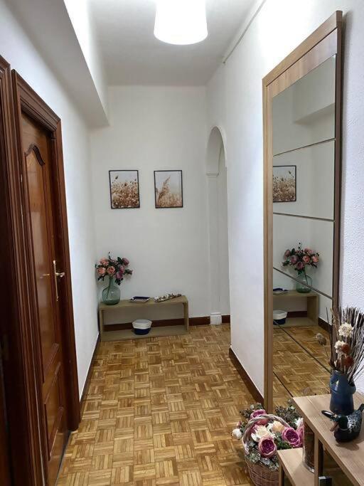 Amplio Alojamiento Guerrilleros Centro Salamanca Eksteriør bilde
